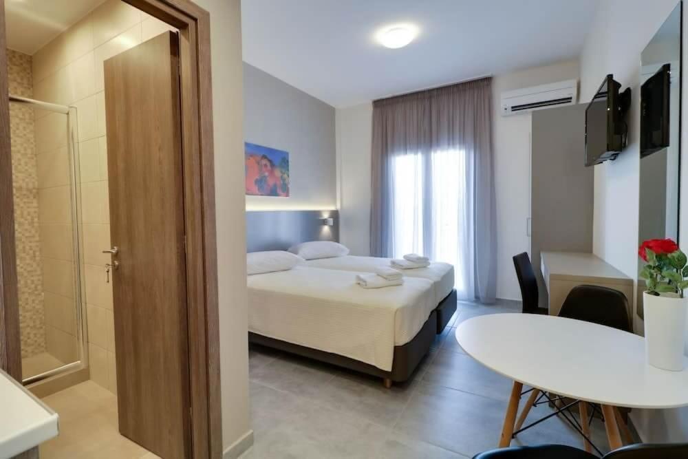 Hotel Continent Гагра Екстериор снимка