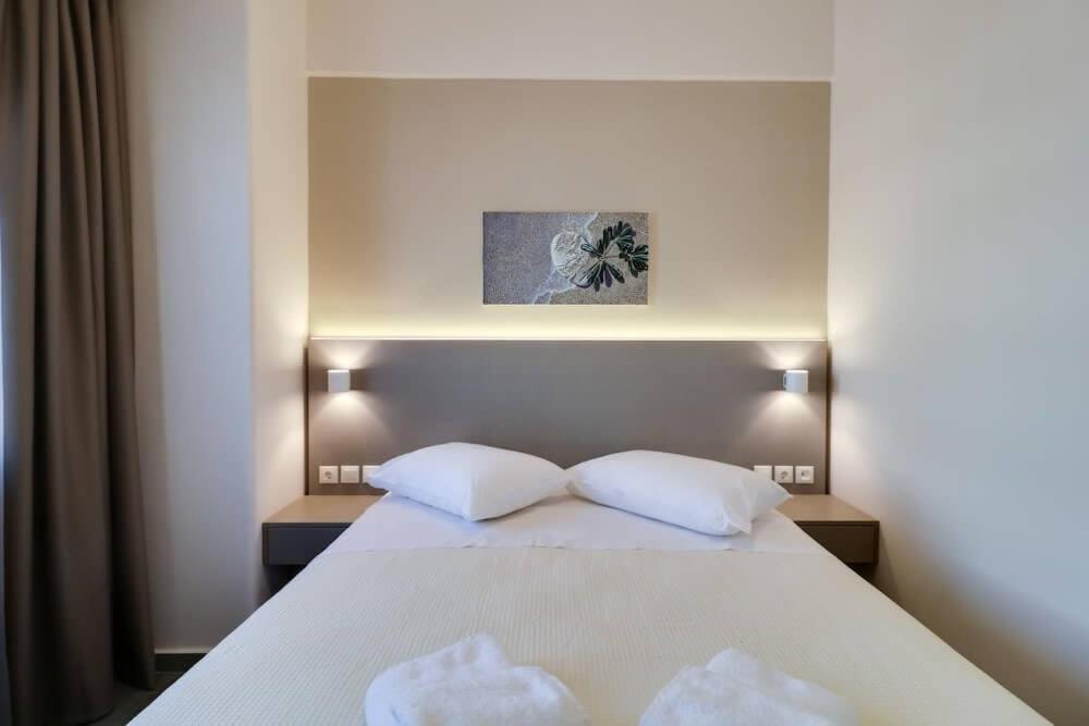 Hotel Continent Гагра Екстериор снимка