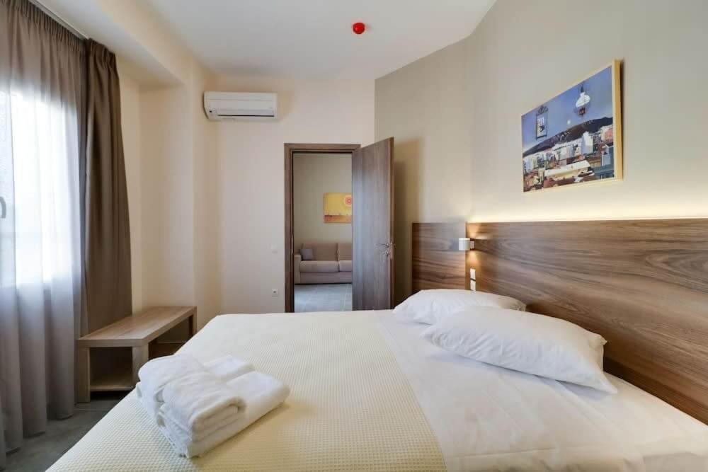 Hotel Continent Гагра Екстериор снимка