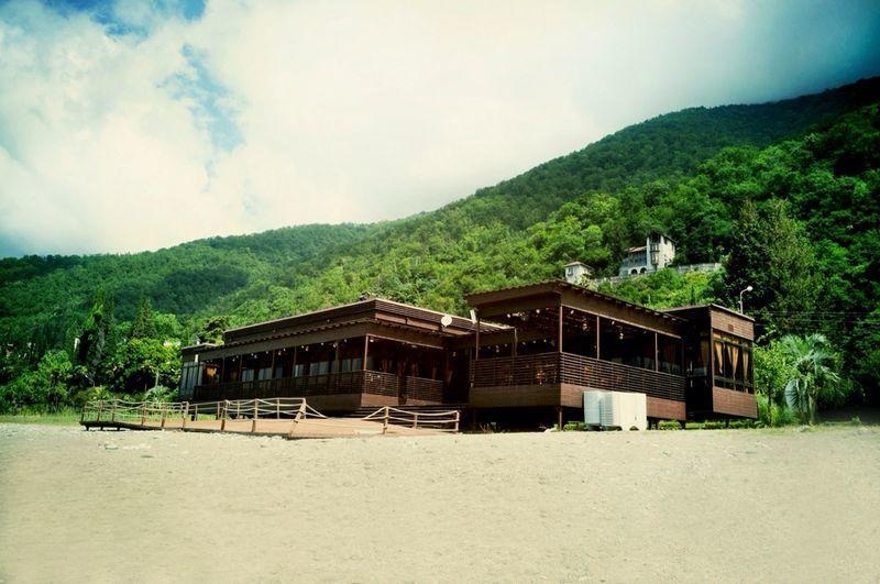 Hotel Continent Гагра Екстериор снимка